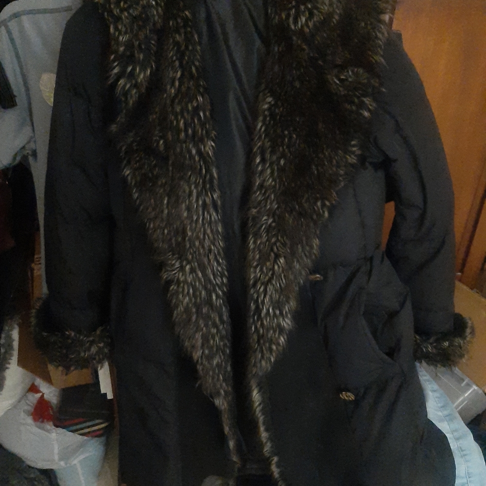 Coat - Picture 4 of 5